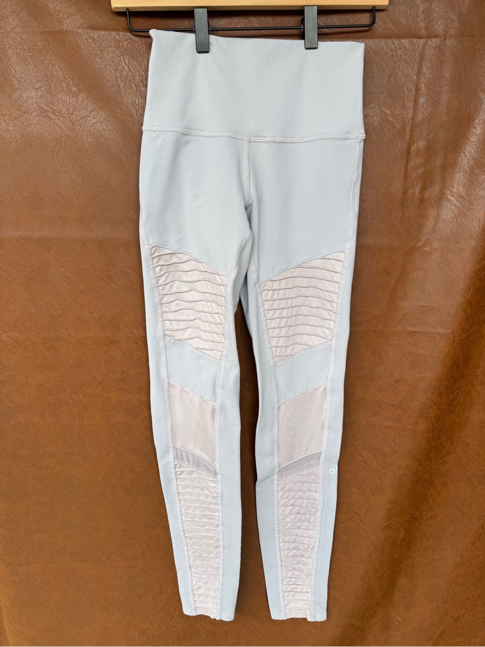 Alo Yoga Moto Leggings Womens XS Gray Pink Mesh High Waist Ribbed